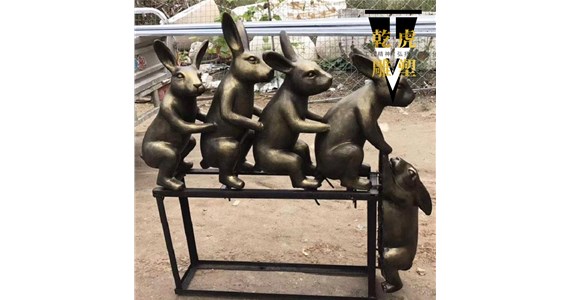 庭院动物雕塑供货商