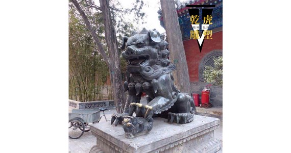 浇筑纯铜动物雕塑    老式铸铜门狮雕塑