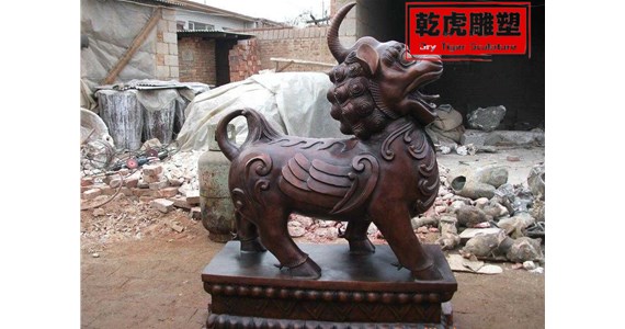 雕塑师赋予了雕塑什么