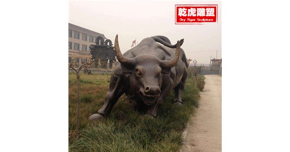 铜牛雕塑的风水摆放位置  大型铜牛雕塑