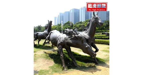 乾虎雕塑  城市雕塑的主要类型