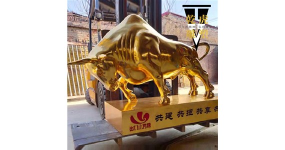 门口动物铜雕选哪种   铸铜拓荒牛雕塑