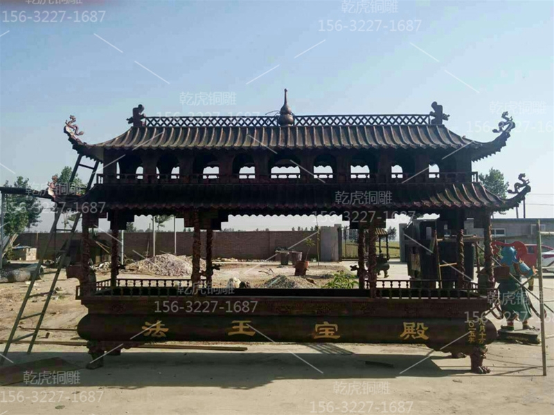 道观铜香炉